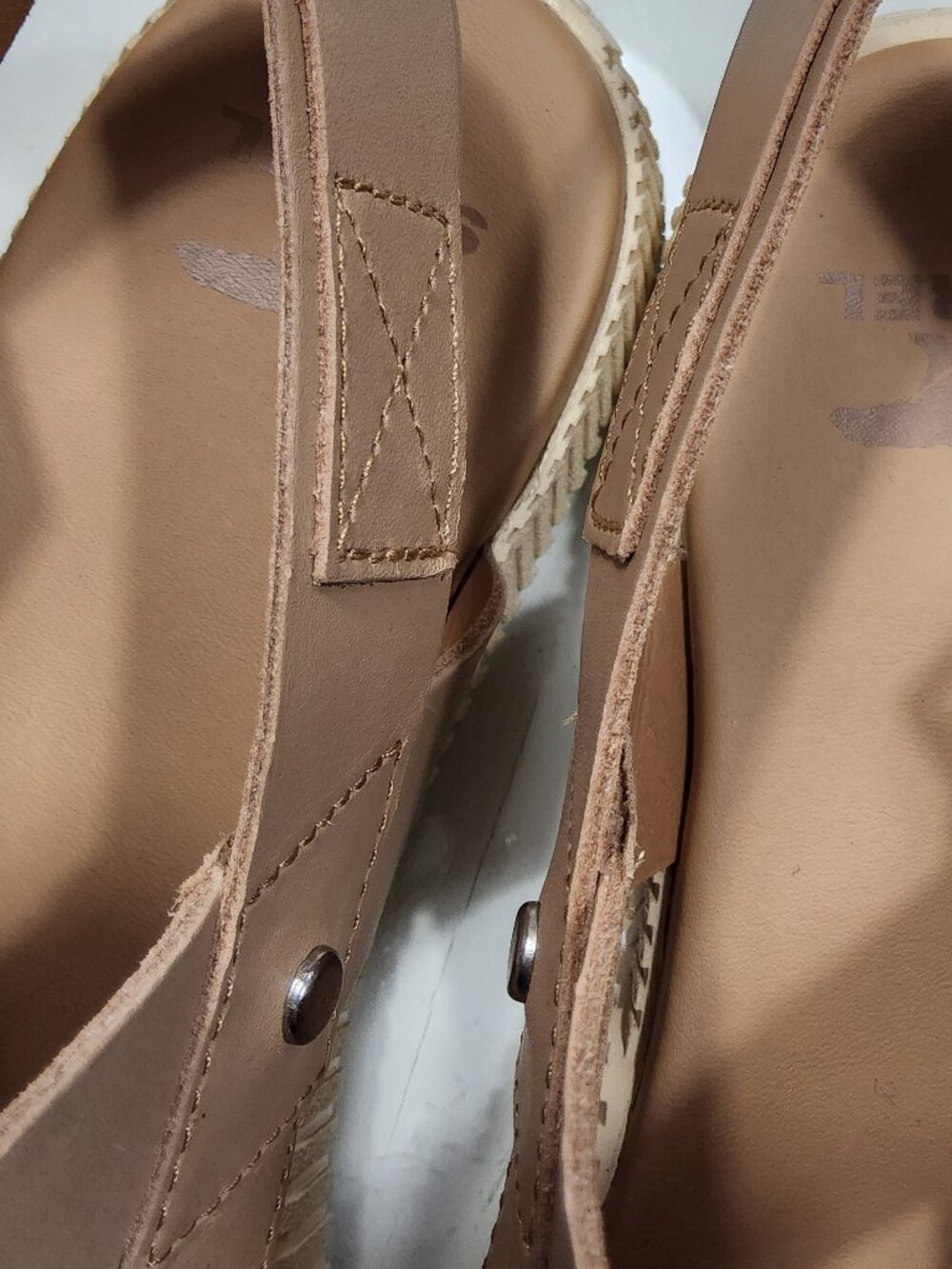 Sorel  ONA AVE Women's Strap Sandal Beige Leather US 10 MEW! - Picture 4 of 7
